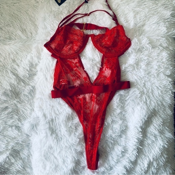 MAPALE RED LACE BODYSUIT - Picture 6 of 13